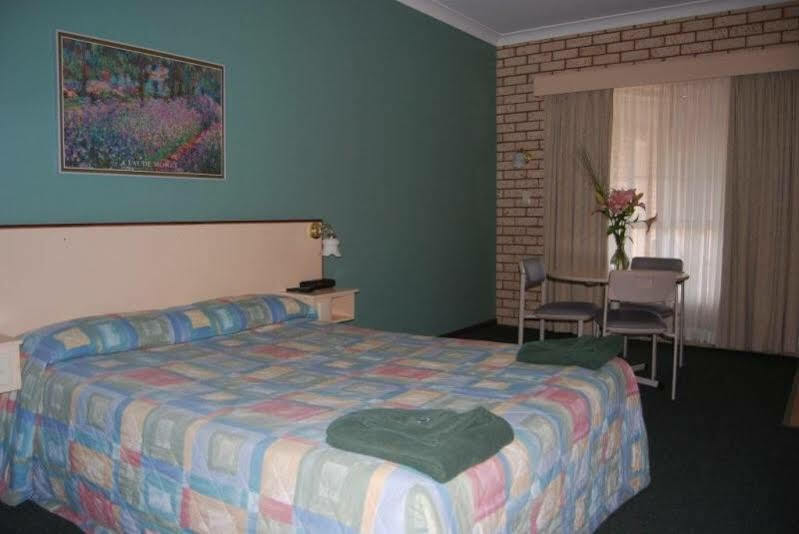 דובו The Aberdeen Motel מראה חיצוני תמונה
